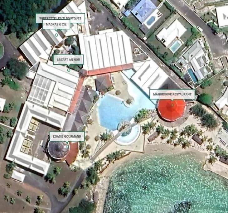 Studio Bord De Mer Avec Piscine - Le Manganao, Saint-Francois Exterior photo